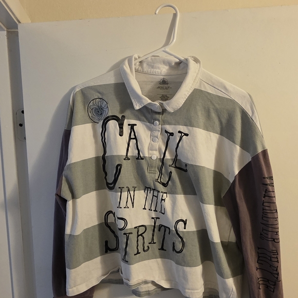 Disney Off-White Sweatshirt - Picture 2 of 6